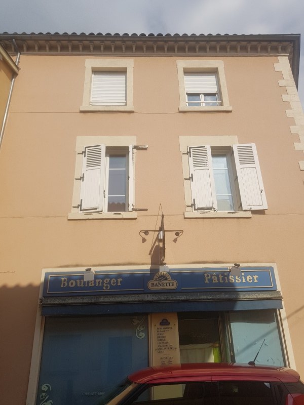 immeuble sur les Roches de Condrieu a vendre immeuble sur les Roches de Condrieu a vendre